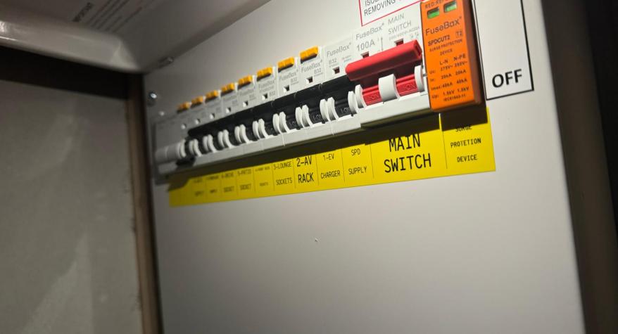 Fuse board upgrade Electrician in Berkshire
